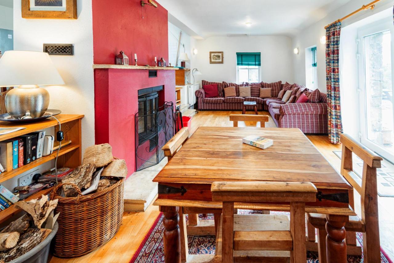 Delphi Lodge Cottages Leenaun Bagian luar foto