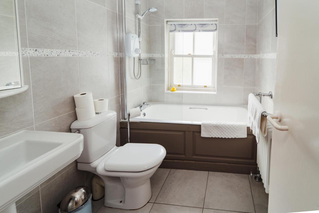 Delphi Lodge Cottages Leenaun Bagian luar foto